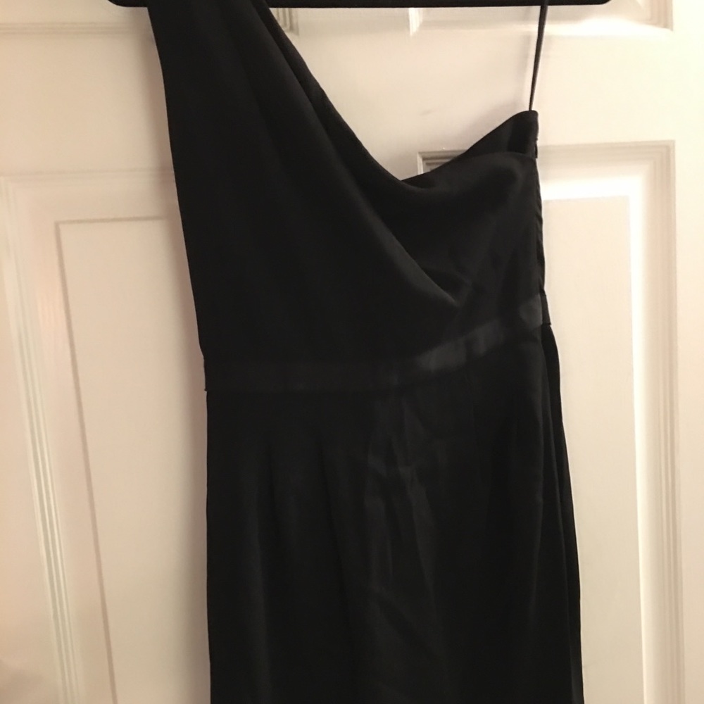 One shoulder Theory black dress